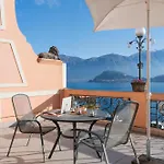Side Apartment