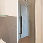 Side Apartment *